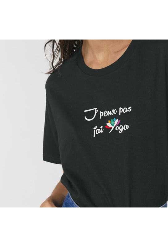 Vêtements yoga femme. T Shirt en coton bio, doux et confortable pour les yogis qui ont passer leur pratique "avant le reste" !